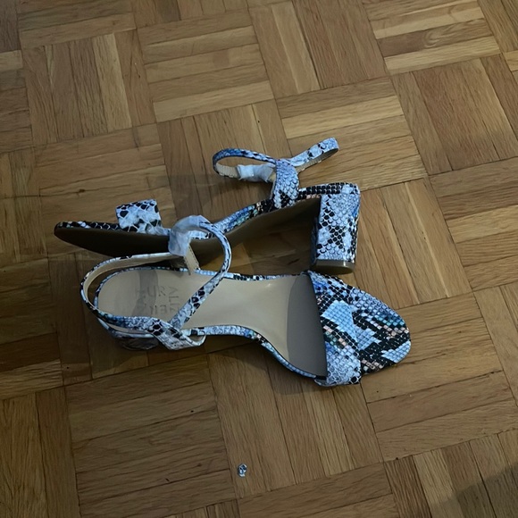 Naturalizer sandale taille 9 femme - Picture 1 of 1